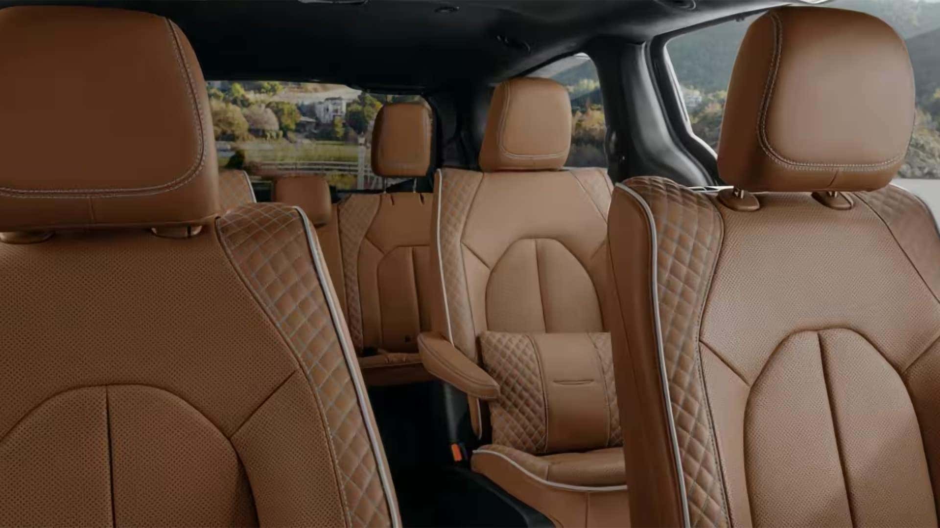2026 Chrysler Pacifica quilted Nappa leather-trimmed seats with second-row captain’s chairs and spacious third row