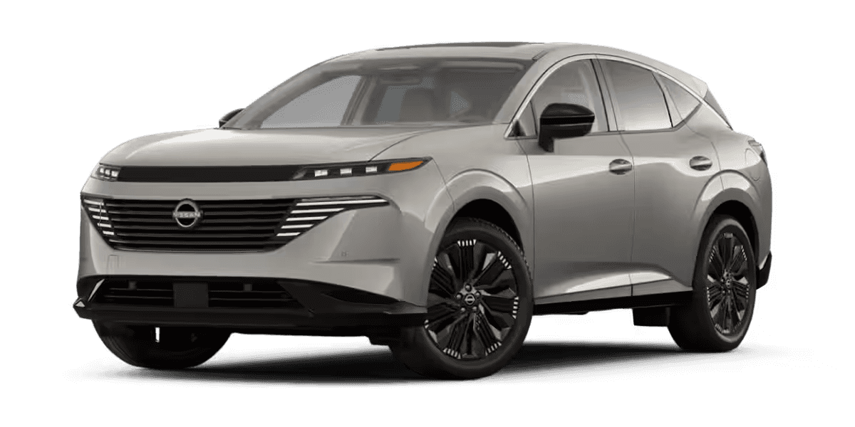 2026 Nissan Murano Platinum exterior, front three quarter view