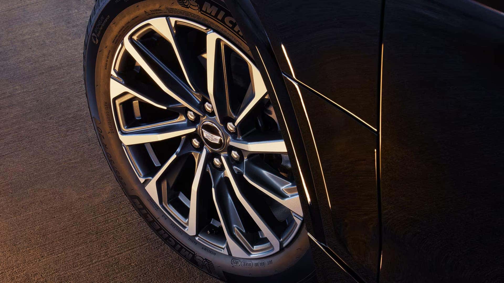Close up of a 2026 Cadillac LYRIQ alloy wheel with a premium multi spoke design and Michelin tire