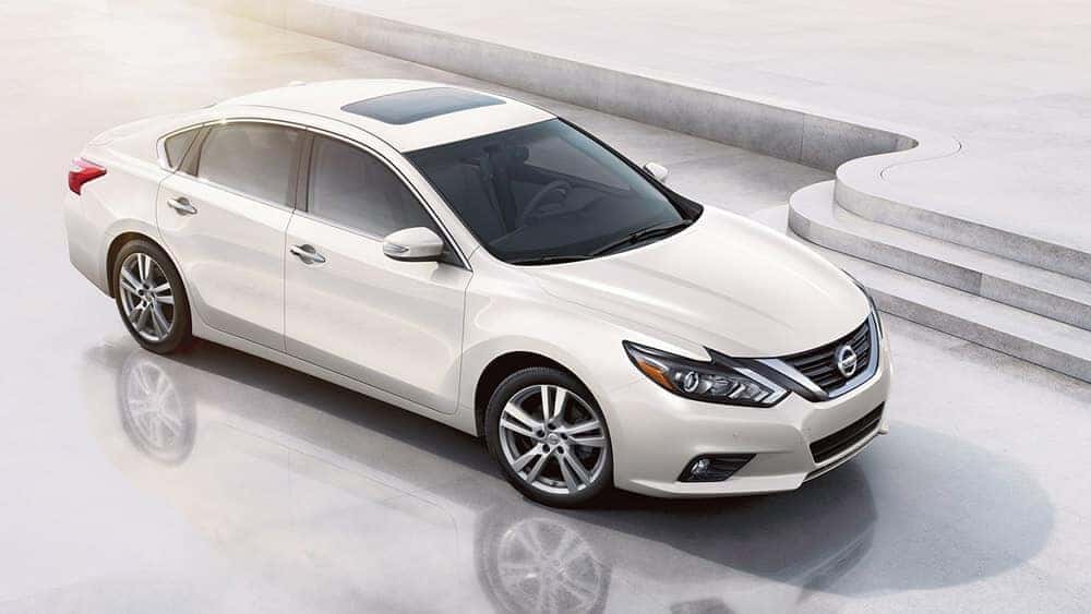 A-Premium Driver Side Power Door Mirror - Compatible With Nissan Altima 2013-2018 - Non-Heated Manual Folding Black Outside Rear View Mirror W/Turn Signal - Replace# 963023TH2A - Foto 2